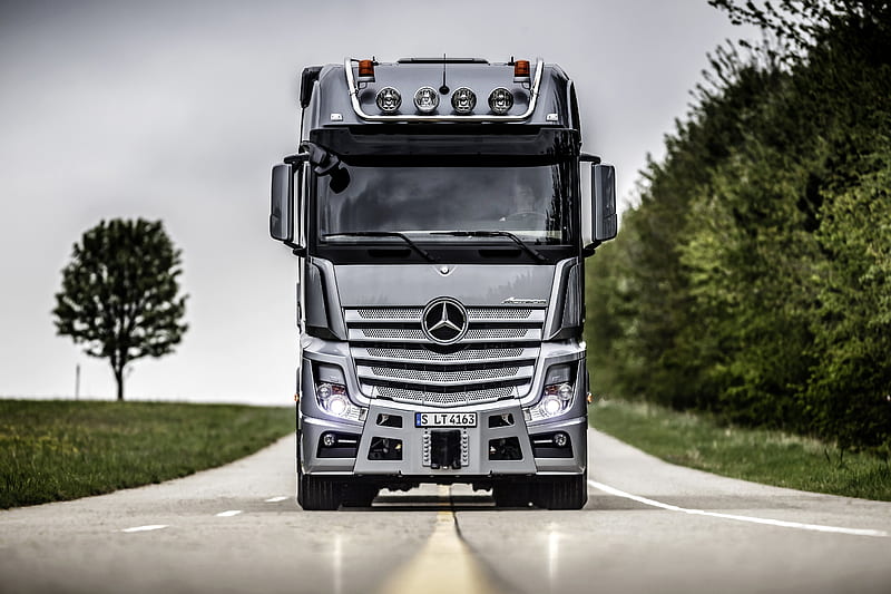 Services hd wallpaper mercedes actros 2016 truck cab new trucks mercedes