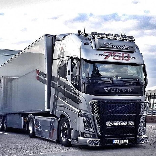 Contact f47c986152f62c453f0523641be2a247 (1)